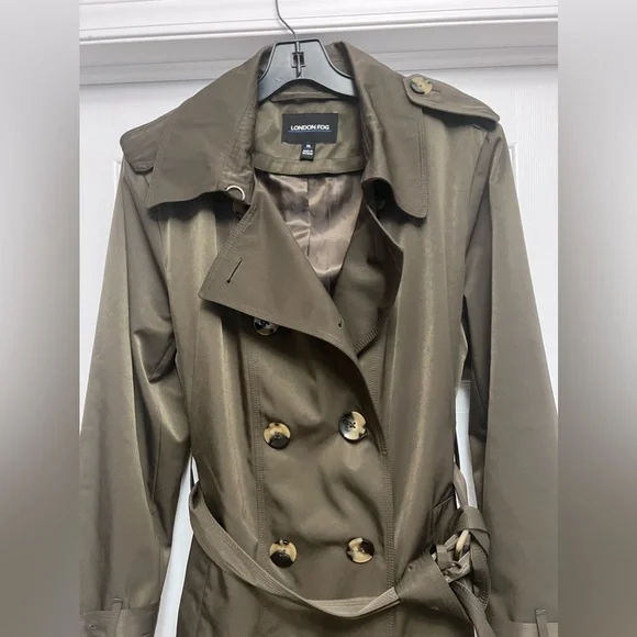❌SOLD❌London Fog Military Olive Green Broken Tench Coat Size XL Tortoise Buttons - Picture 4 of 13